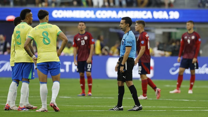 Brasil teve gol anulado no primeiro tempo contra a Costa Rica