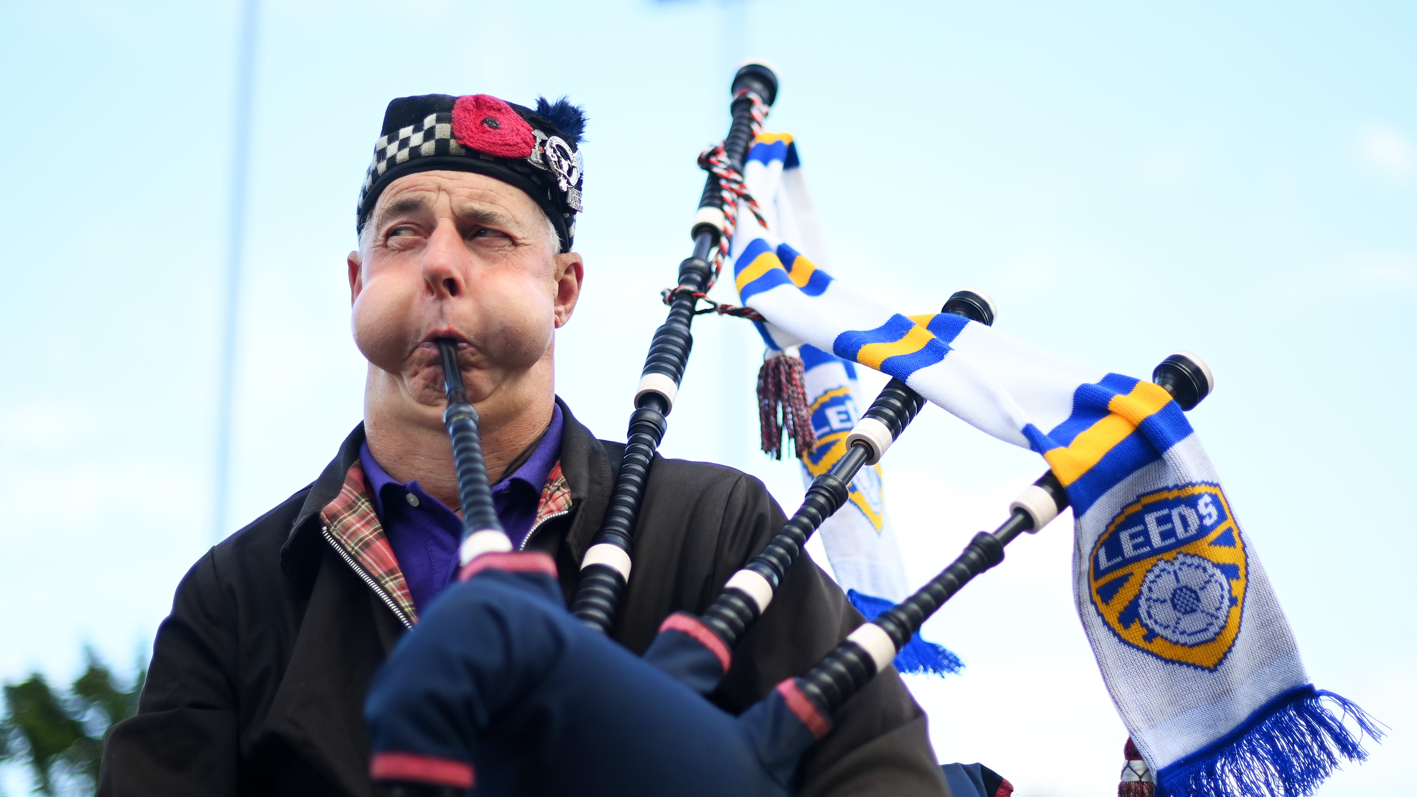 Funeral bagpipes discount