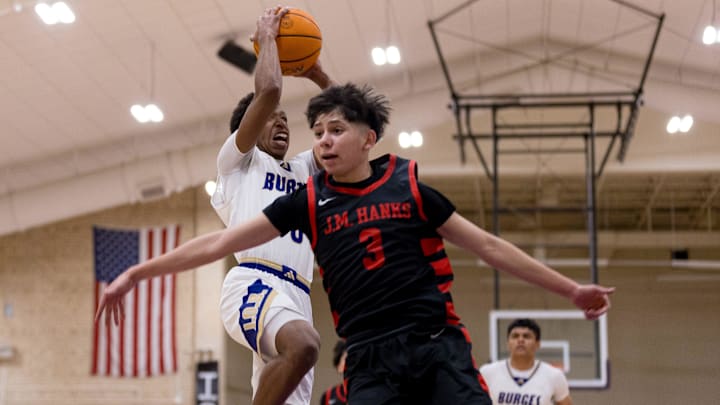 Burges’ Jojo Thomas (0) jumps to shoot the ball during a Class 5A, Division 2 bidistrict boys basketball playoff game against Hanks on Tuesday, Feb. 24, 2026, at Burges High School in El Paso, Texas. Burges’ Jojo Thomas (0) jumps to shoot the ball during a Class 5A, Division 2 bidistrict boys basketball playoff game against Hanks on Tuesday, Feb. 24, 2026, at Burges High School in El Paso, Texas.