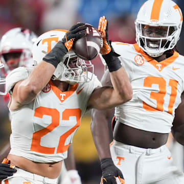 Tennessee linebacker Jeremiah Telander (22) celebrates a fumble recovery at the NCAA College football game between Tennessee and NC State on Saturday, Sept. 7, 2024 in Charlotte, NC.