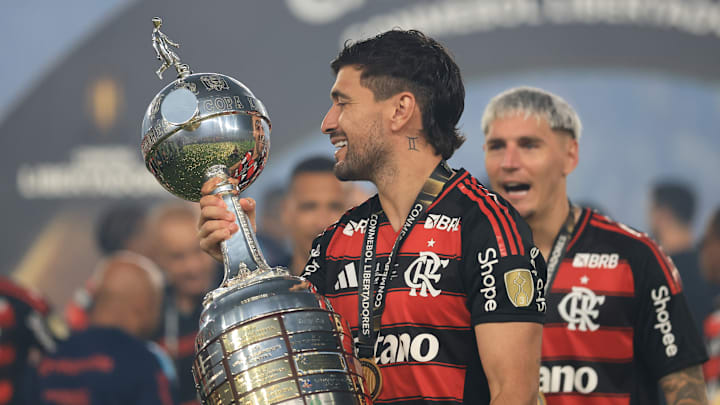 Flamengo de Arrascaeta disputa torneio como campeão da Libertadores