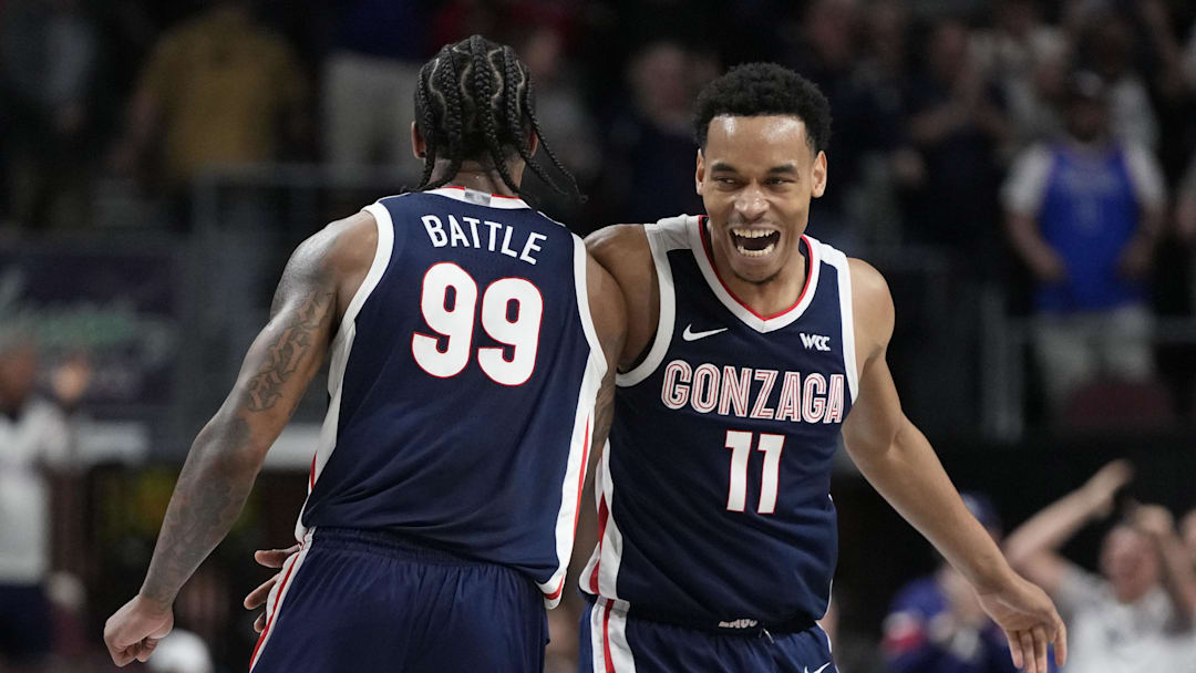 Gonzaga Bulldogs guard Khalif Battle (99) and guard Nolan Hickman (11). Gonzaga Bulldogs guard Khalif Battle (99) and guard Nolan Hickman (11).