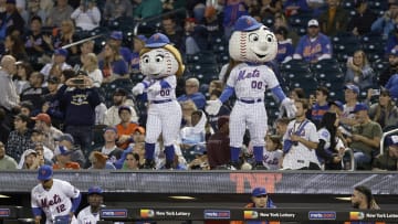 New York Mets fans and mascots