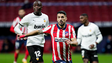 Valencia e Atlético Madrid duela pela 13ª rodada da LaLiga 2021/22. 