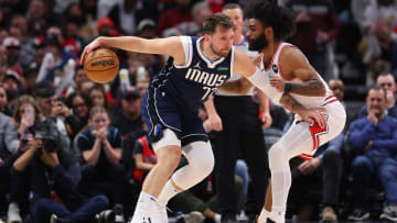 Dallas Mavericks v Chicago Bulls