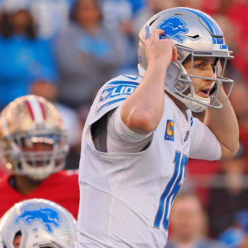 Detroit Lions quarterback Jared Goff (16).