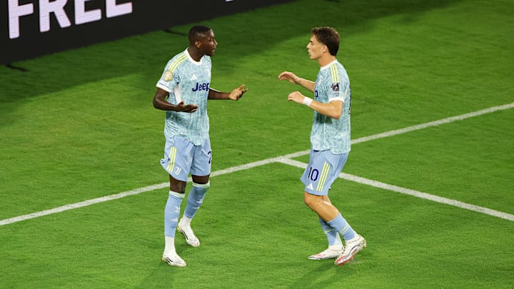 Randal Kolo Muani insieme a Kenan Yildiz Randal Kolo Muani insieme a Kenan Yildiz