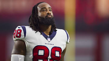 Oct 24, 2021; Glendale, Arizona, USA; Houston Texans tight end Jordan Akins (88) against the Arizona Cardinals at State Farm Stadium.