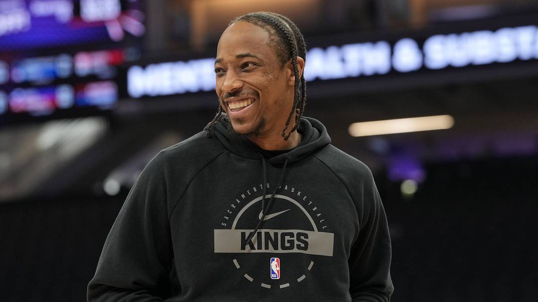 Apr 3, 2026; Sacramento, California, USA; Sacramento Kings guard DeMar DeRozan (10) before the game against the New Orleans Pelicans at Golden 1 Center. Mandatory Credit: Darren Yamashita-Imagn Images Apr 3, 2026; Sacramento, California, USA; Sacramento Kings guard DeMar DeRozan (10) before the game against the New Orleans Pelicans at Golden 1 Center. Mandatory Credit: Darren Yamashita-Imagn Images