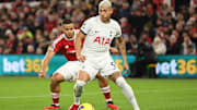 Richarlison se recupera de lesão na coxa, mas Murillo deve ser titular