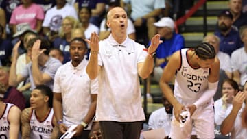 UConn Huskies coach Dan Hurley reacts during a loss to the Memphis Tigers at the Maui Invitational. 