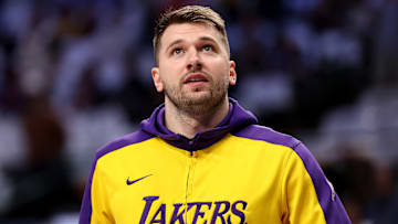 Los Angeles Lakers v Dallas Mavericks