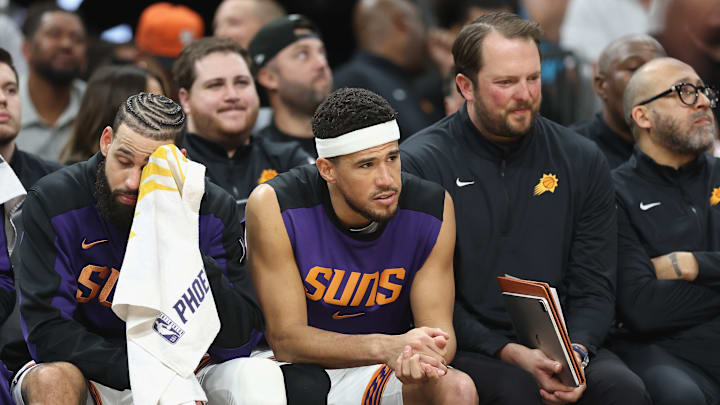 San Antonio Spurs v Phoenix Suns