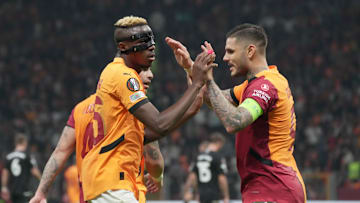 Victor Osimhen e Mauro Icardi Victor Osimhen e Mauro Icardi