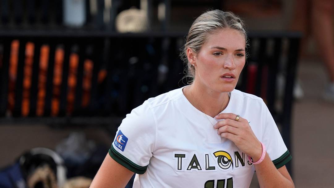 July 22, 2025; Tuscaloosa, AL, USA; Former University of Alabama star pitcher Montana Fouts returned to Rhoads Stadium for the first time as a professional, pitching for the Talons of the Athletes United Softball League as they played the Volts.