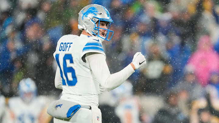 Detroit Lions v Green Bay Packers