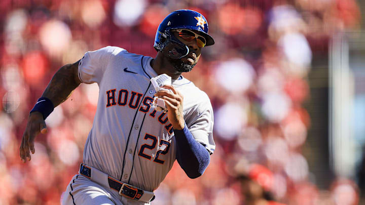 Sep 2, 2024; Cincinnati, Ohio, USA; Houston Astros outfielder Jason Heyward runs to third on a double.