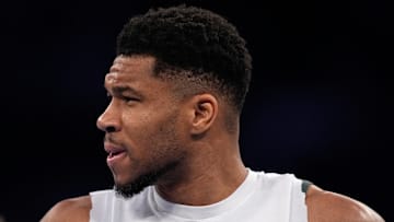 Milwaukee Bucks v New York Knicks