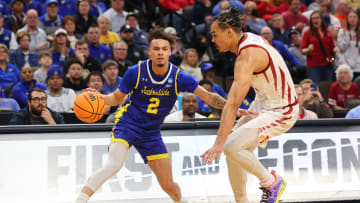 Zeke Mayo will bring his scoring talents to Lawrence, Kansas. 