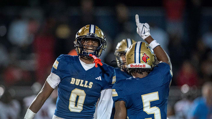 Four-star defensive back Jaydin Broadnax has an official visit to Syracuse football. An ACC foe, though, has analyst buzz.