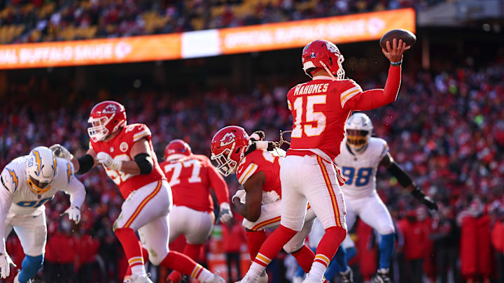 Los Angeles Chargers v Kansas City Chiefs - NFL 2025