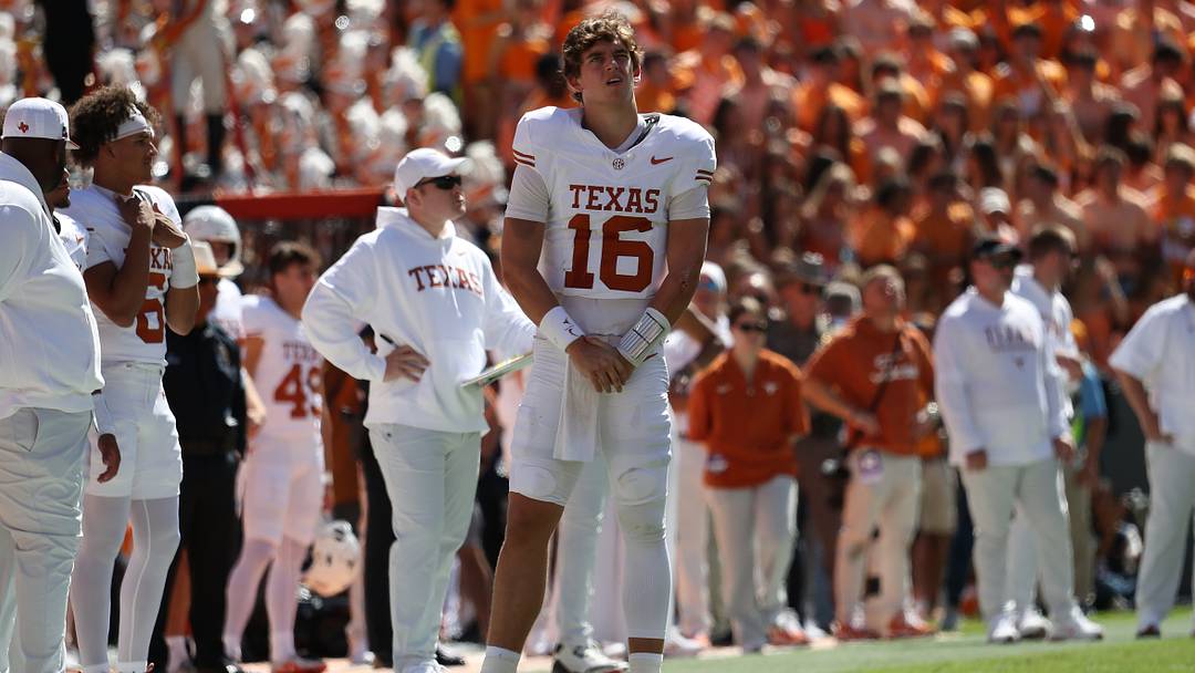 Texas Longhorns quarterback Arch Manning looks on during the first half against the Tennessee Volunteers