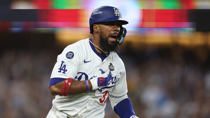 World Series - New York Yankees v Los Angeles Dodgers - Game 2