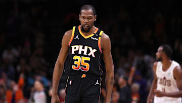Cleveland Cavaliers v Phoenix Suns