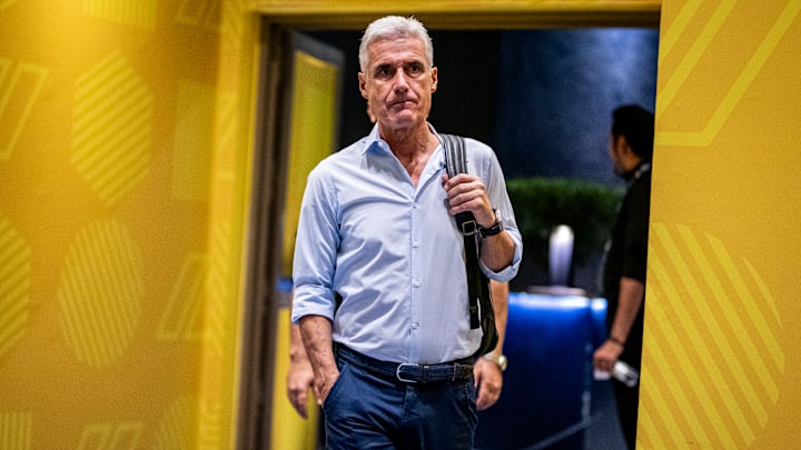 Luis Castro está próximo de ser anunciado pelo Grêmio Luis Castro está próximo de ser anunciado pelo Grêmio