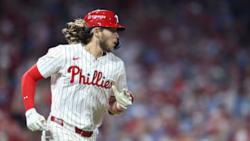 Division Series - Los Angeles Dodgers v Philadelphia Phillies - Game Two