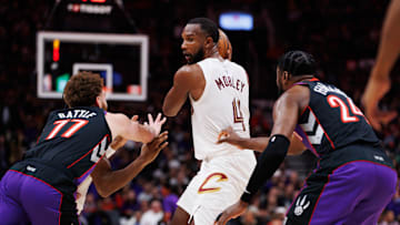 Cleveland Cavaliers v Toronto Raptors