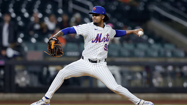 Pittsburgh Pirates v New York Mets