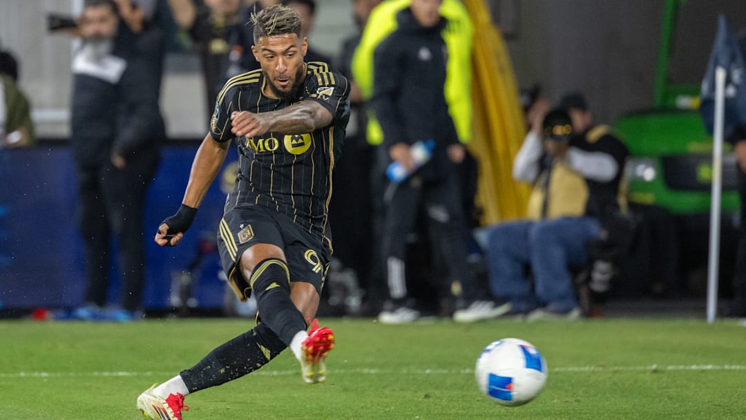 Los Angeles Football Club v Columbus Crew
