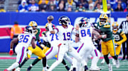 Nov 16, 2025; East Rutherford, New Jersey, USA; New York Giants quarterback Jameis Winston (19) throws a pass during the second quarter against the New York Giants at MetLife Stadium. 