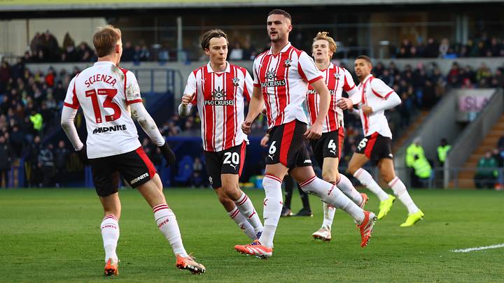 Oxford United v Southampton - Sky Bet Championship