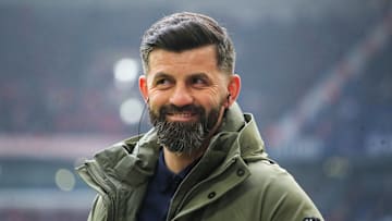 Für Miron Muslic hätte ein Aufstieg mit Schalke vertragliche Konsequenzen