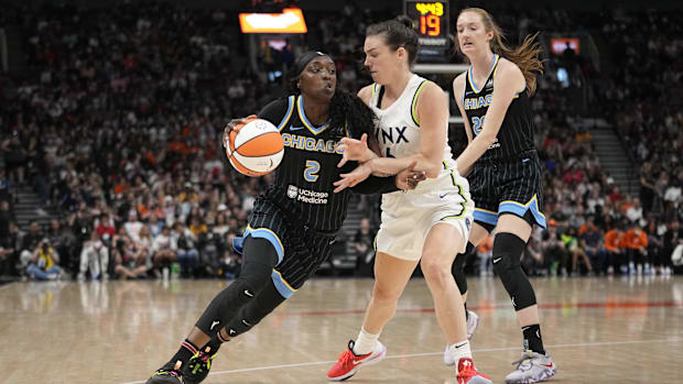 A photo of Kahleah Copper in a Sky jersey