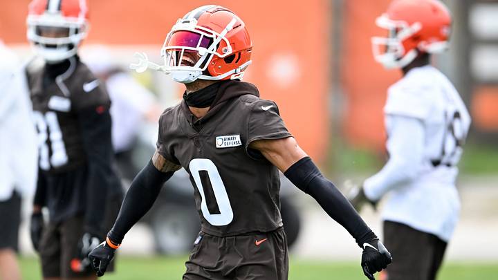Cleveland Browns, Greg Newsome II