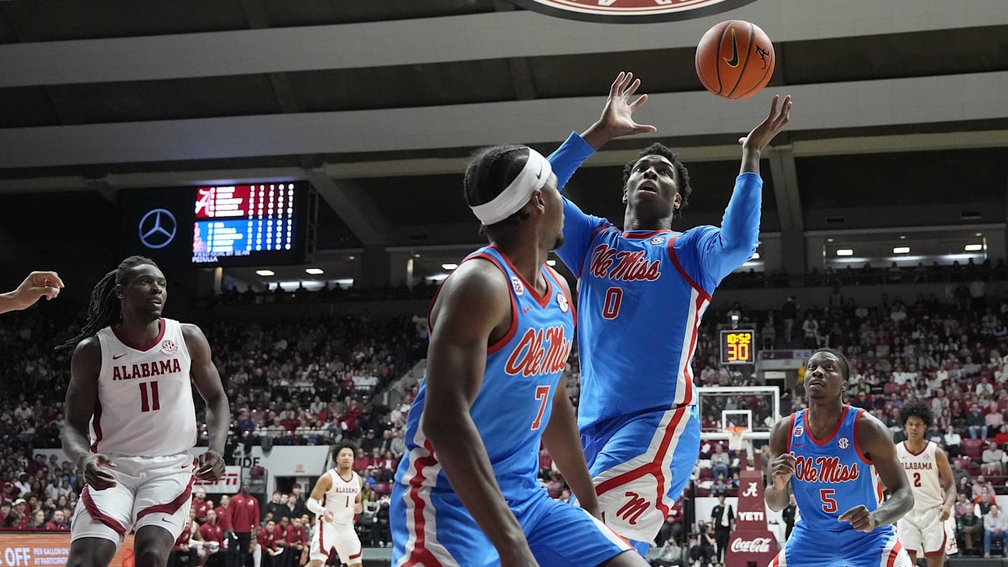 Ole Miss Basketball Stuns No. 4 Alabama, Secures 4th-Straight SEC Win