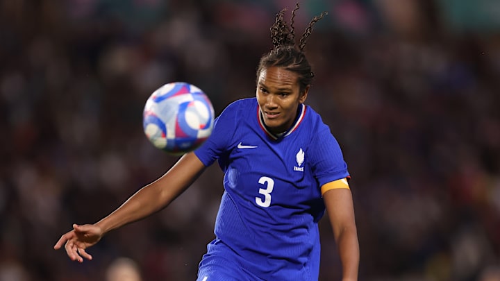 Wendie Renard et l'équipe de France vise haut pour l'Euro 2025