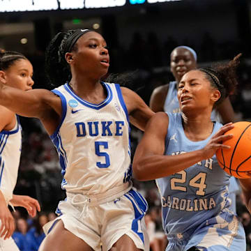 Oluchi Okananwa (5) led the Blue Devils with 12 points and 12 rebounds off the bench. 