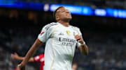 Kylian Mbappé et le Real Madrid espèrent battre le FC Barcelone dans la course au titre en Liga