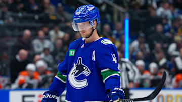 Philadelphia Flyers v Vancouver Canucks
