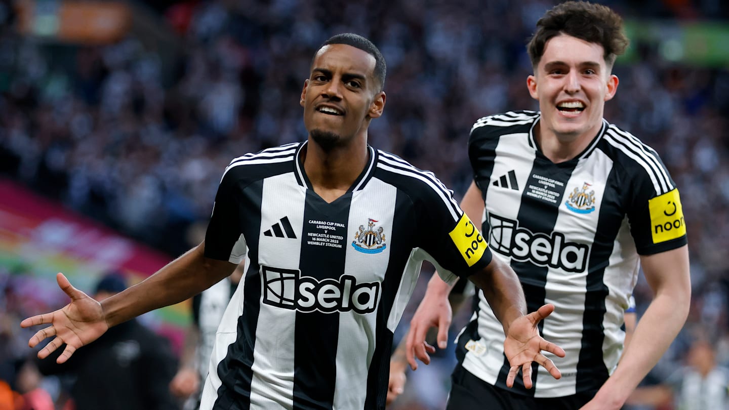 Alexander Isak again pressed on Newcastle future as Arsenal & Liverpool links continue