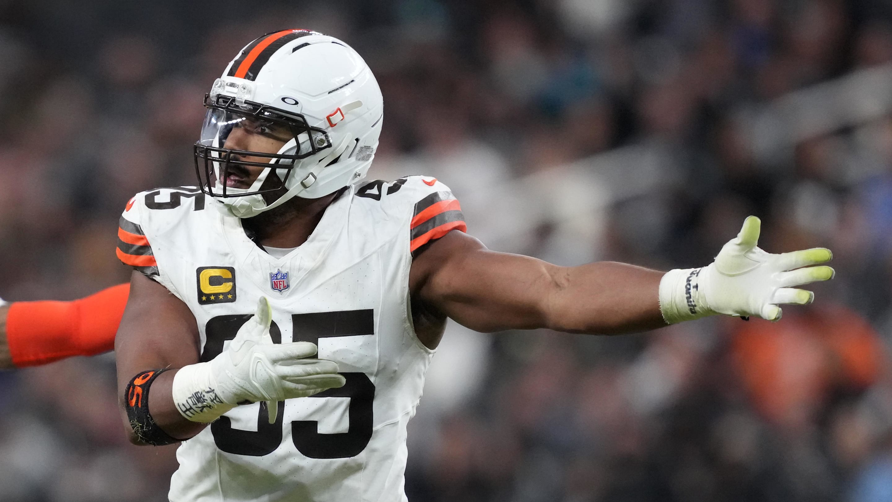 Defense & Kicker Start 'Em, Sit 'Em For Fantasy Football Week 14