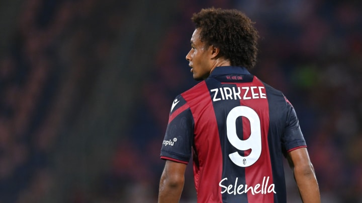 Zirkzee is close to joining Man Utd