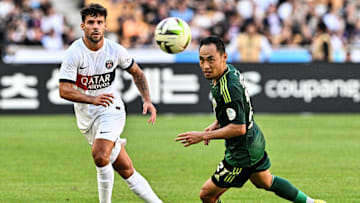 FBL-KOR-PSG-JEONBUK-FRIENDLY