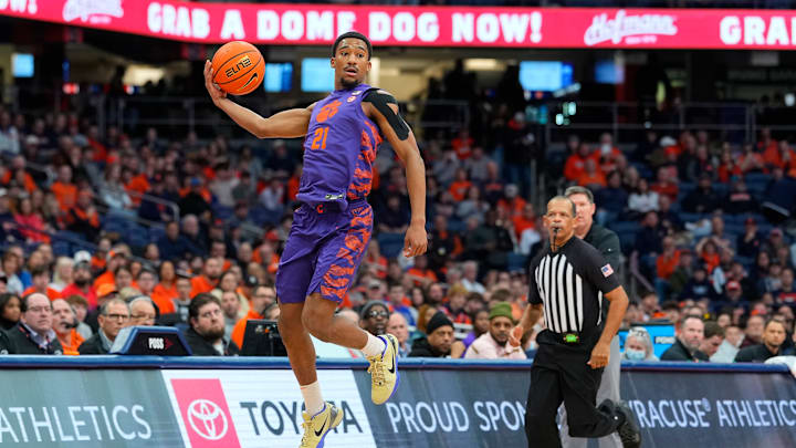 COLLEGE BASKETBALL: DEC 31 Clemson at Syracuse