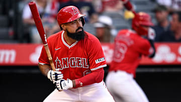 Atlanta Braves v Los Angeles Angels