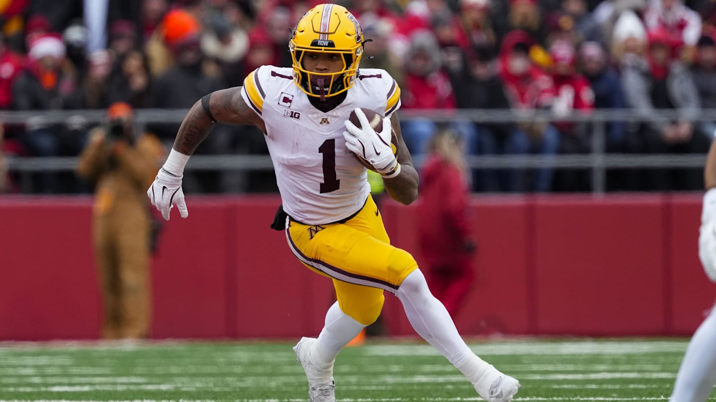 Darius Taylor Returns vs. No. 1 Ohio State